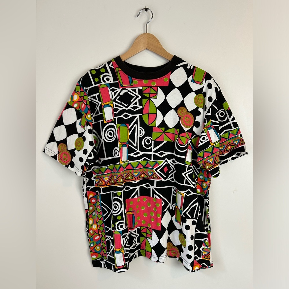 Vintage 90s Abstract Print T-Shirt